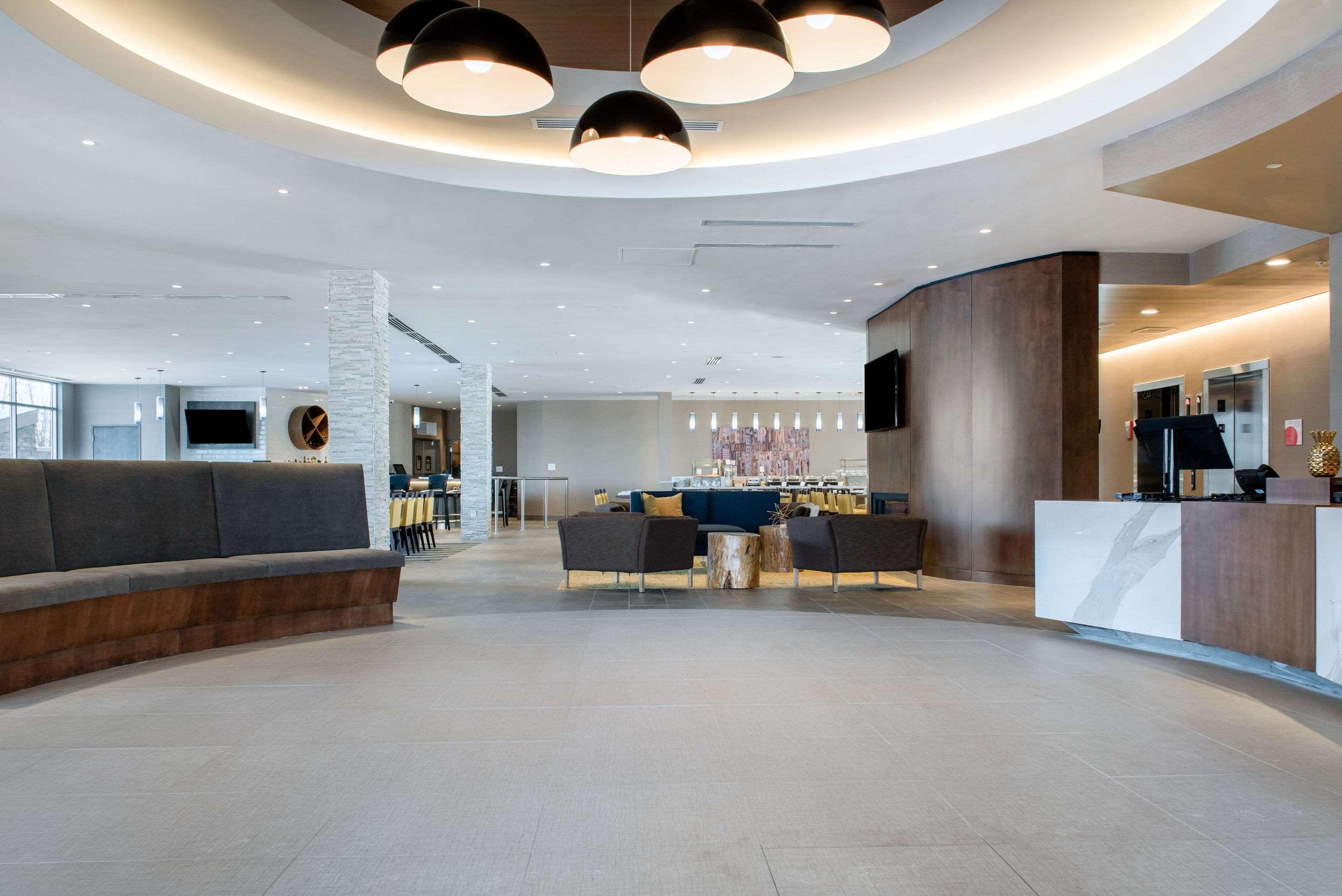 Wyndham Westfield Hotel Buitenkant foto